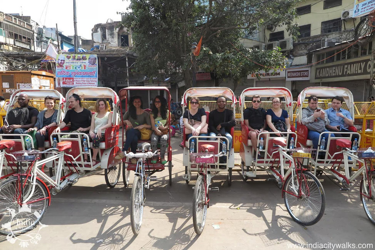 Delhi: Private Old Delhi Heritage Walk & Rickshaw Ride Tour Delhi: Private Tour with Car, Driver, Guide & Rickshaw Ride