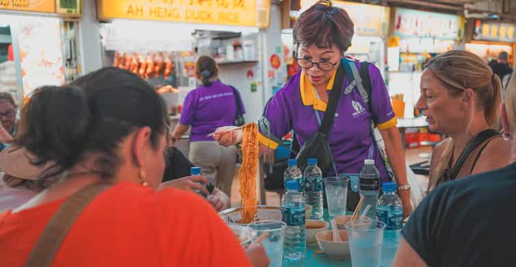 Singapore: Local Hawker Food Tour with Tastings photo 16