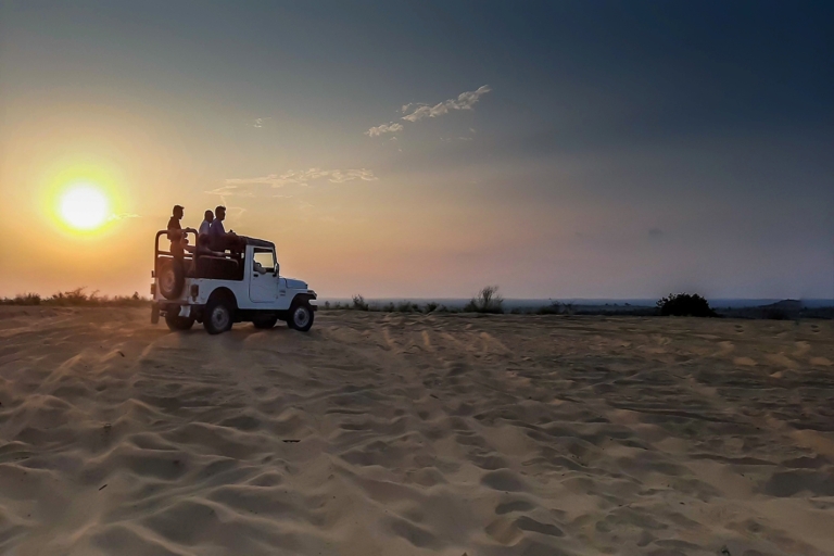 Van Jodhpur: 2-daagse Jaisalmer Highlight Tour met de autoTour alleen per auto en chauffeur (geen gids)