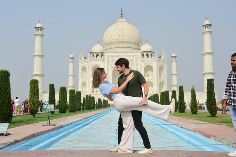 Taj Mahal with Professional Photoshoot Tour