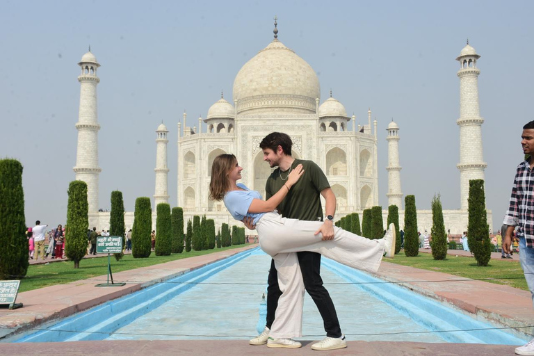 Taj Mahal with Professional Photoshoot Tour