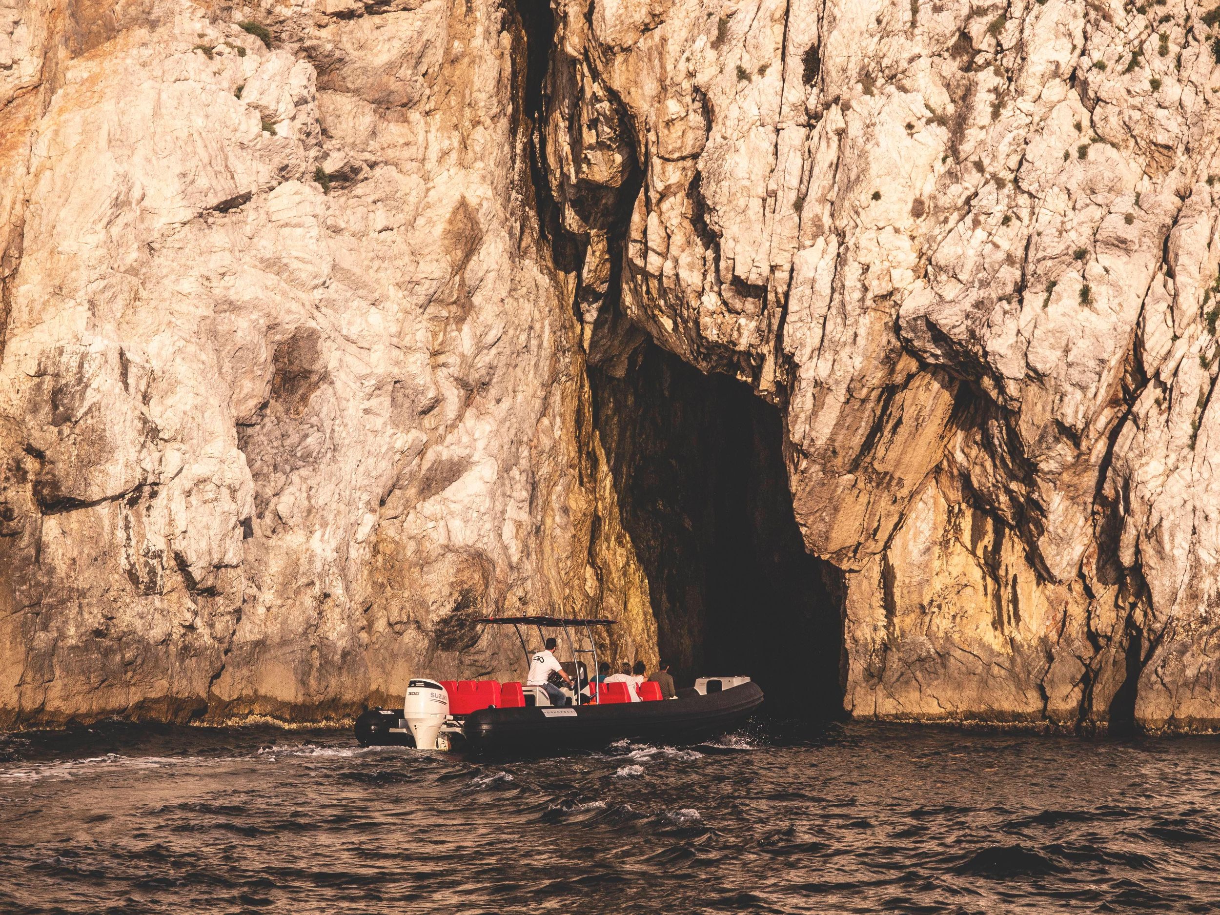 Von La Spezia: Bootstour zu den Inseln von Portovenere zur goldenen Stunde