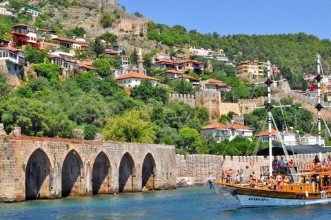 Alanya Relaxing Family Boat Tour Without Foam And Loud Music Alanya Relaxing Family Boat Tour Without Transfer