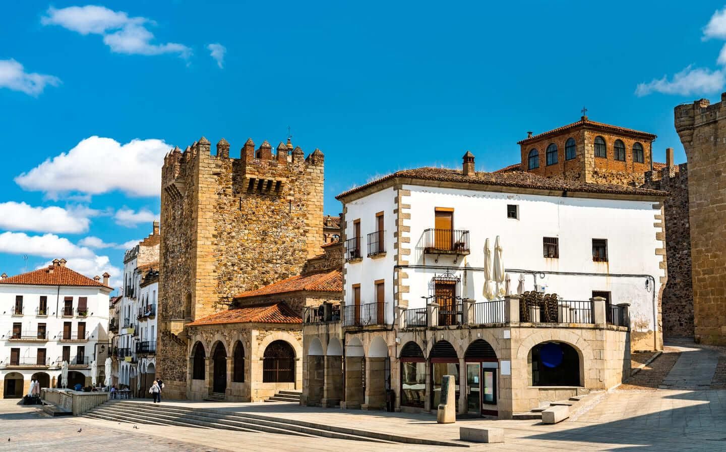 Hallo Cáceres: Privater, 2-stündiger Stadtrundgang mit ortskundigem Guide