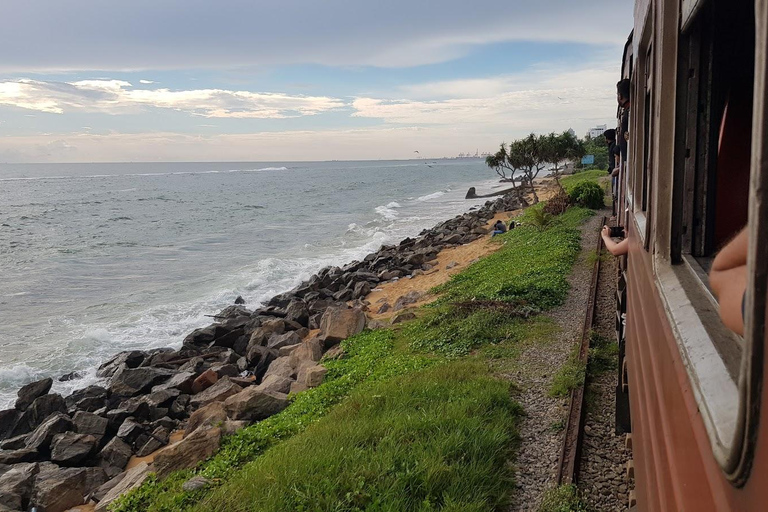 Colombo: UNESCO-Galle-Fort mit malerischer KüstenbahnfahrtColombo: UNESCO Galle Fort mit malerischer Küstenbahnfahrt