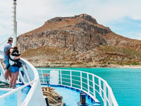 Desde el puerto de Kissamos, bote adentro - Housity