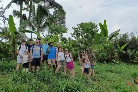 Lombok : Visite à pied de Tetebatu avec forêt de singes et cascade