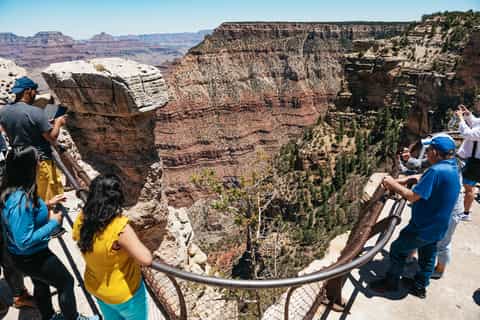 From Las Vegas: Grand Canyon South Rim with Snacks & Lunch