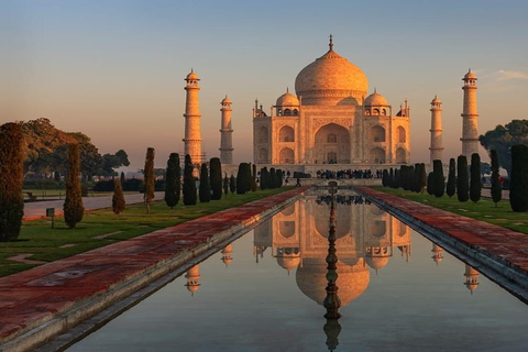 From Delhi: Sunrise Taj, Agra Fort & Baby Taj with Tuk-Tuk Agra Local Licensed Guide Service Only