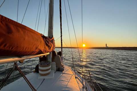 Porto: Douro River Cruise with wine tasting & Sunset option Shared Sunset Sailboat Cruise