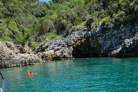 Speed Boat Tour to Blue Cave, Lady of Rocks and Mamula