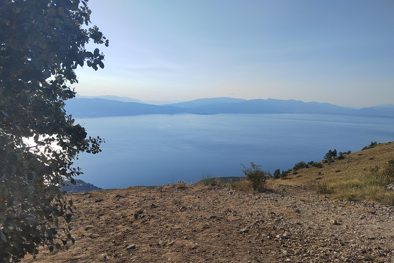 Ohrid: Panoramic Views Tour with Guide and Transport Accept