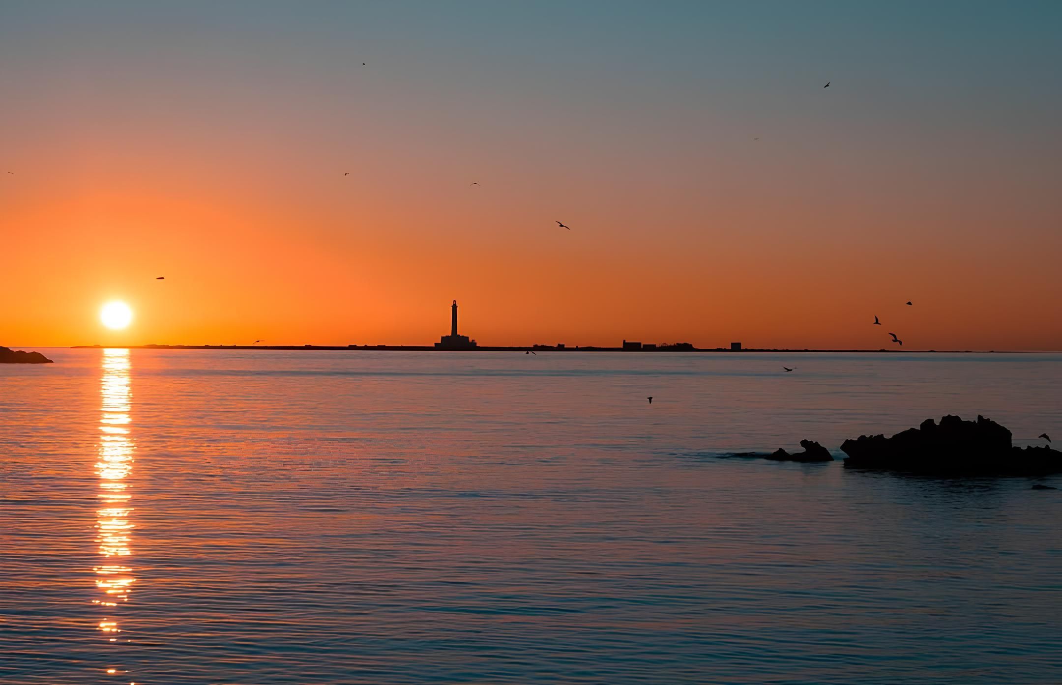 Sonnenuntergang auf der Insel S. Andrea Gallipoli – mit Aperitif