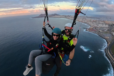 Gran Canaria: Paragliding hands on experience with pilot