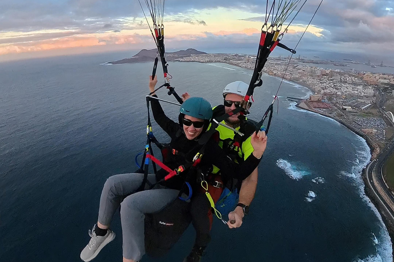 Gran Canaria: Paragliding hands on experience with pilot