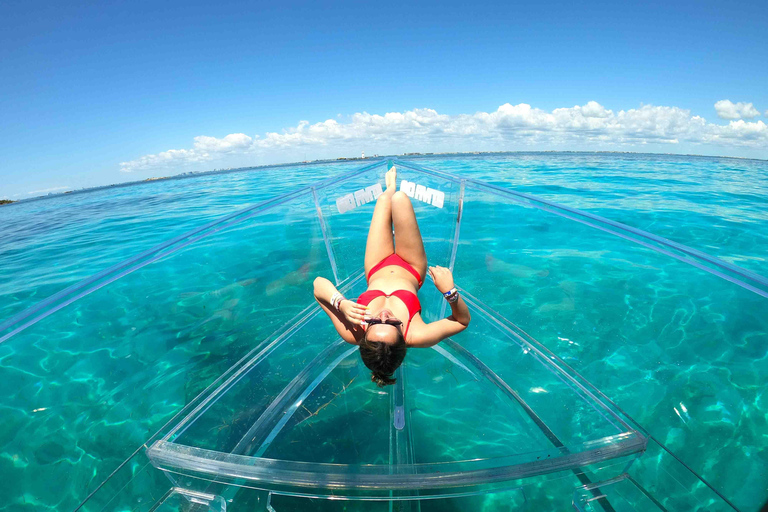 Sail around cancun in the best transparent boat + 2 drinks