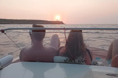 Ibiza: "Sonnenuntergang"-Tour vom Meer aus mit dem Privatboot