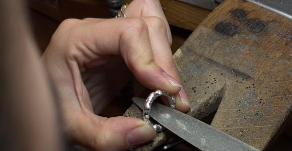 Create Your Own Silver Ring with a Set Stone + Aperitif in the Workshop