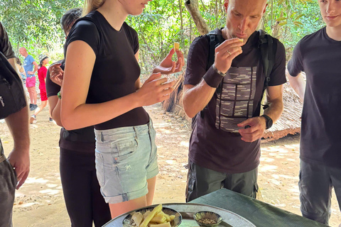 Ho Chi Minh: Cu Chi Tunnels and City Full-Day Tour CC&HCM 1Day Deluxe Max 12