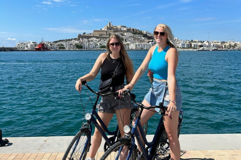 Ibiza: Town Highlights Tour by Bike Ibiza: Town Highlights Bike Tour in Dutch