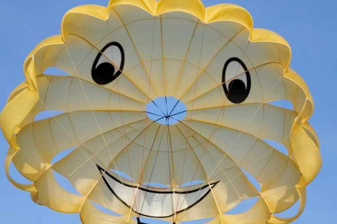 Boracay: Parasailing-äventyr med Insta 360-graders kamera