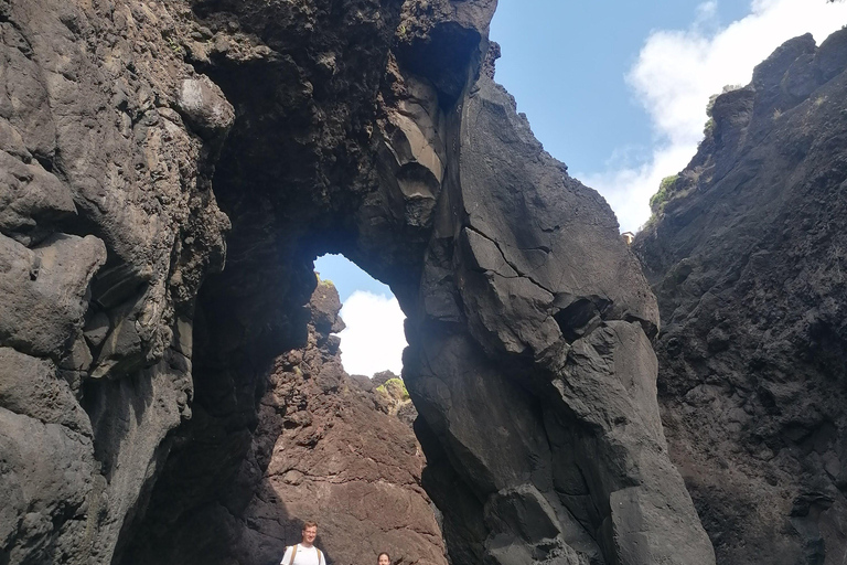 Tour dell&#039;isola di São Jorge con possibilità di snorkeling ed escursioni