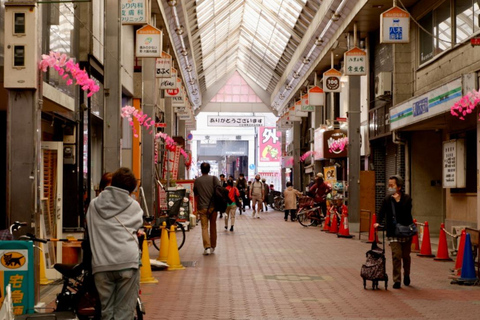 Osaka: Daytime Hanami (Cherry Blossom) and Food Tour