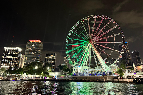 Miami Beach: Spektakularna wycieczka łodzią po piaszczystej plaży i Skyline6-godzinna prywatna wycieczka łodzią po wyspie Miami i piaszczystej plaży