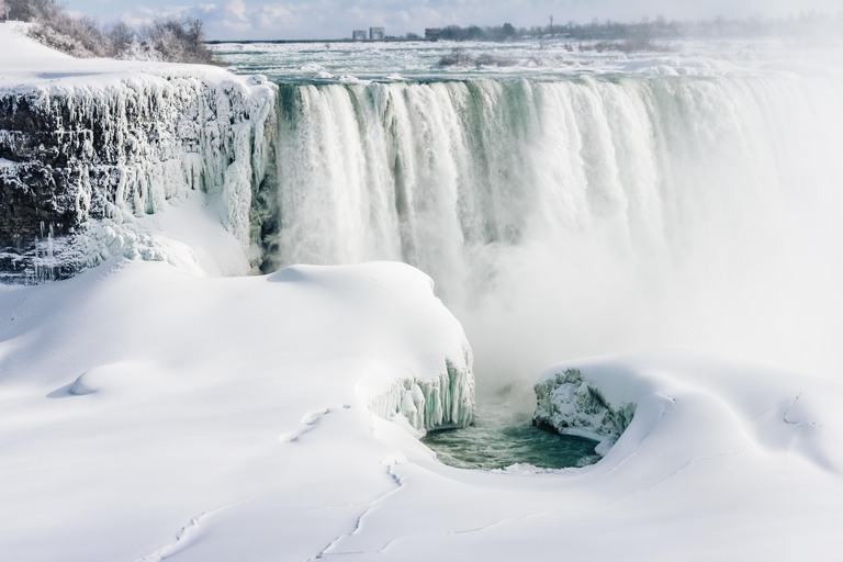 Day trip to Niagara from Toronto with Spanish speaking guide