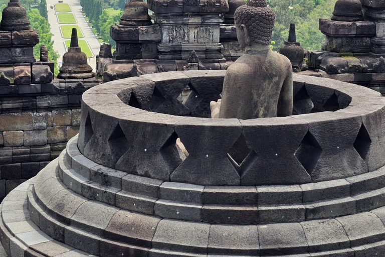Yogyakarta: Borobudur Temple & Enam Langit Private Tour