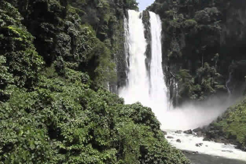 Kigali: 2-Day Nyungwe Canopy Walk, Zipline & Waterfall Tour