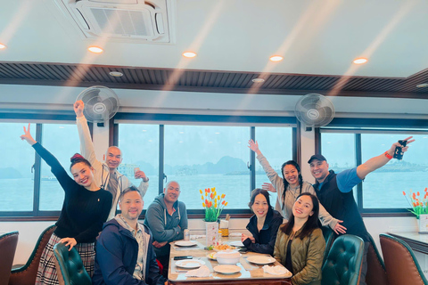 Hanoi: Ha Long Bay Day Cruise with Lunch, Cave & Kayaking Pick up in Hanoi old quarter