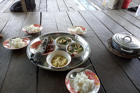 Siem Reap: 2-Day Tonlé Sap Fishing Tour, Overnight Stay in a Floating Village Siem Reap: 2-Day Tonle Sap Fishing Tour, Overnight Stay in a Floating Village