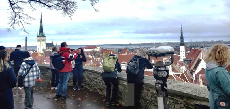 Tallinn Day Tour: Old Town Legends, Lunch & Modern Sights