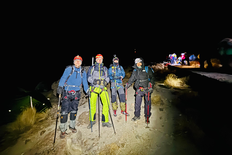 Pico de Orizaba Summit: 2-Day Tour with Gear and Personalized Tour Guide Pico de Orizaba Summit: 2-Day Tour with Equipment and Personalized Guide