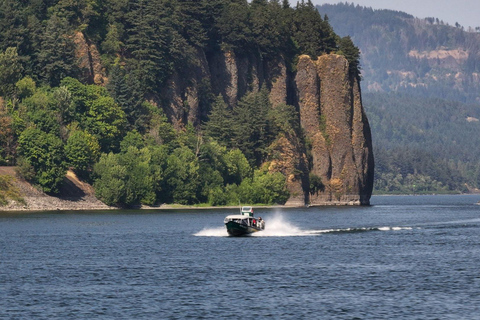 From Portland: 7 Wonders of the Gorge Jetboat CruiseFrom Portland: Columbia River Gorge Sightseeing Cruise