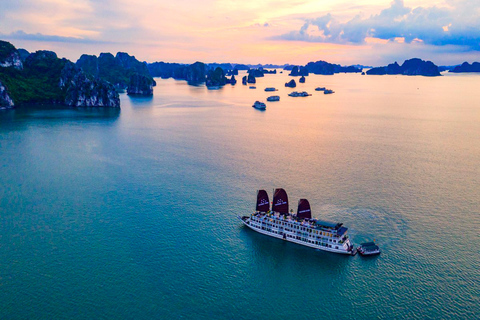 Hanoi: 2D/1N Halong bay tour with 5 Star Boutique CruiseOption 1: Pick-up from Hanoi