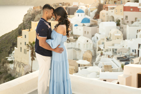 The Art of Santorini Light in Oia by Rey 1 HOUR FAMILY OIA