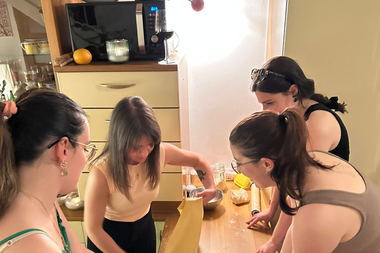 Milan: Classics of Italian Cuisine Cooking Class with Meal