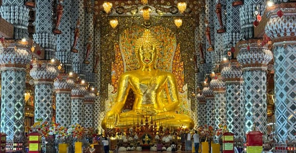 Chiang Mai: Temple, Handicraft Village & Hot Spring Tour