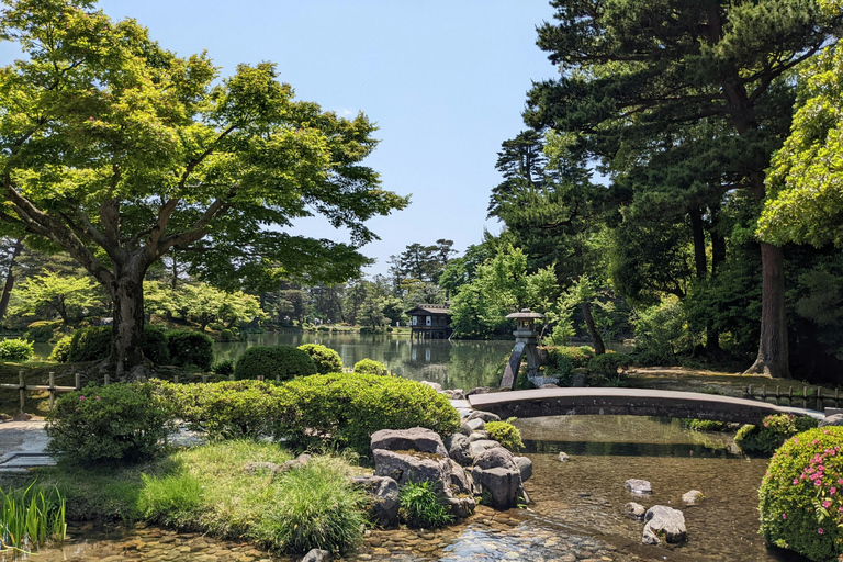Desde Tokio: excursión de 1 día a Shirakawago y Kanazawa