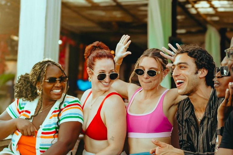 Experiencia de lujo frente a la playa de Accra: sol, arena, serenidad y almuerzo