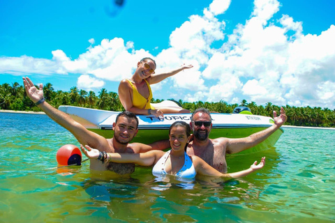 Familienschnellbootstour mit Schnorcheln für bis zu 4 PersonenSchnellbootstour mit Schnorcheln für bis zu 4 Personen