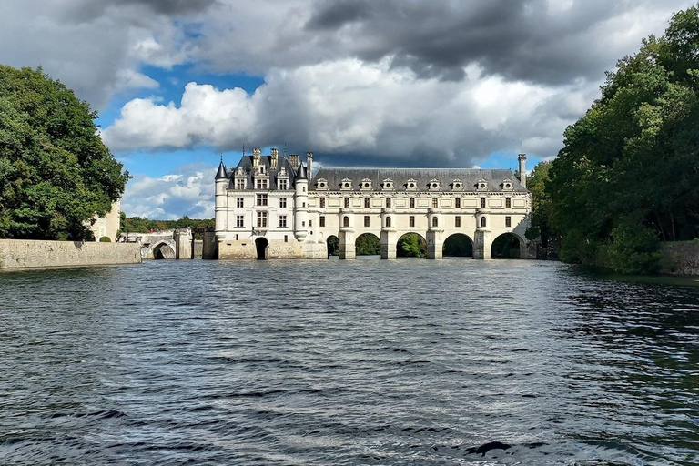 Wycieczka 1-dniowa do Chambord i Chenonceau z licencjonowanym przewodnikiemZ wycieczek: Chambord i Chenonceau - 1-dniowa wycieczka z przewodnikiem