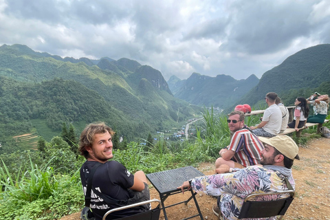 Giro di Ha Giang: Tour di 4 giorni in moto a guida autonoma - SENZA BUS