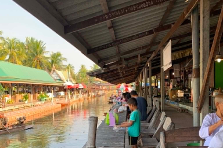 From Bangkok: Floating Market & Railway Market Day Trip