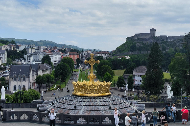 Lourdes: Visita guiada com transporte desde Pamplona