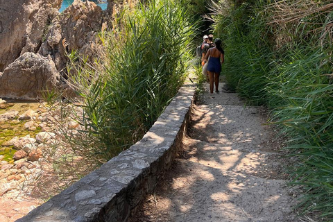 Barcelona: Private Trip, Girona, Medieval Town, Coast & Wine Private Day Trip
