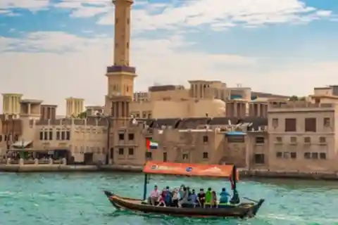 Dubai: City Tour Layover, Flexible Timings, Airport pick up