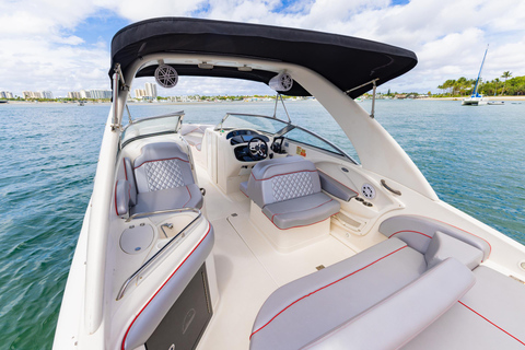 West Palm Beach: Private Boat Tour with a Captain 2 Hour - Private Sightseeing & Island Sand Bar